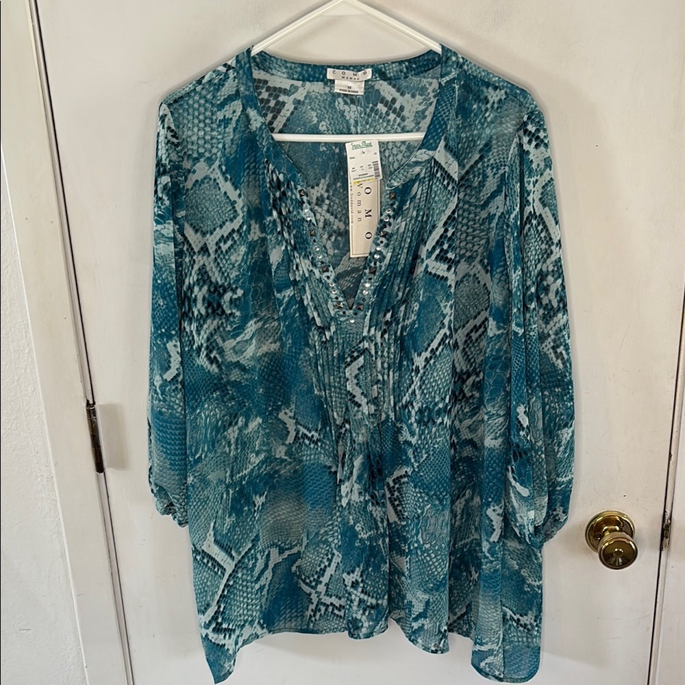 Como Woman teal snake print semi sheer blouse with pleated front Size 1X